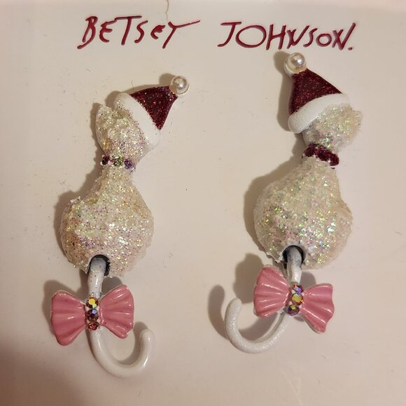 Betsy Johnson Christmas Cat Earrings- NIB - Picture 1 of 4